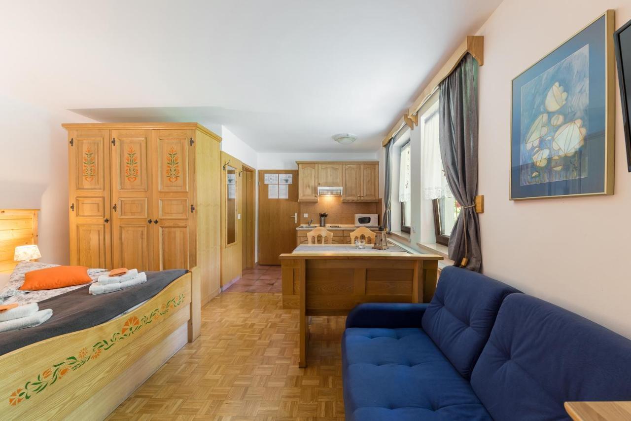 Apartments Ukanc ボーヒニ エクステリア 写真